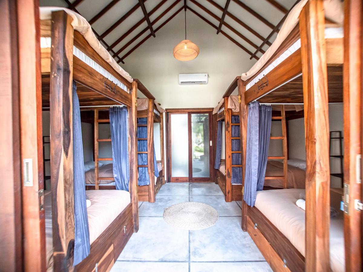 Lmbk Surf House Hotel Kuta  Bagian luar foto
